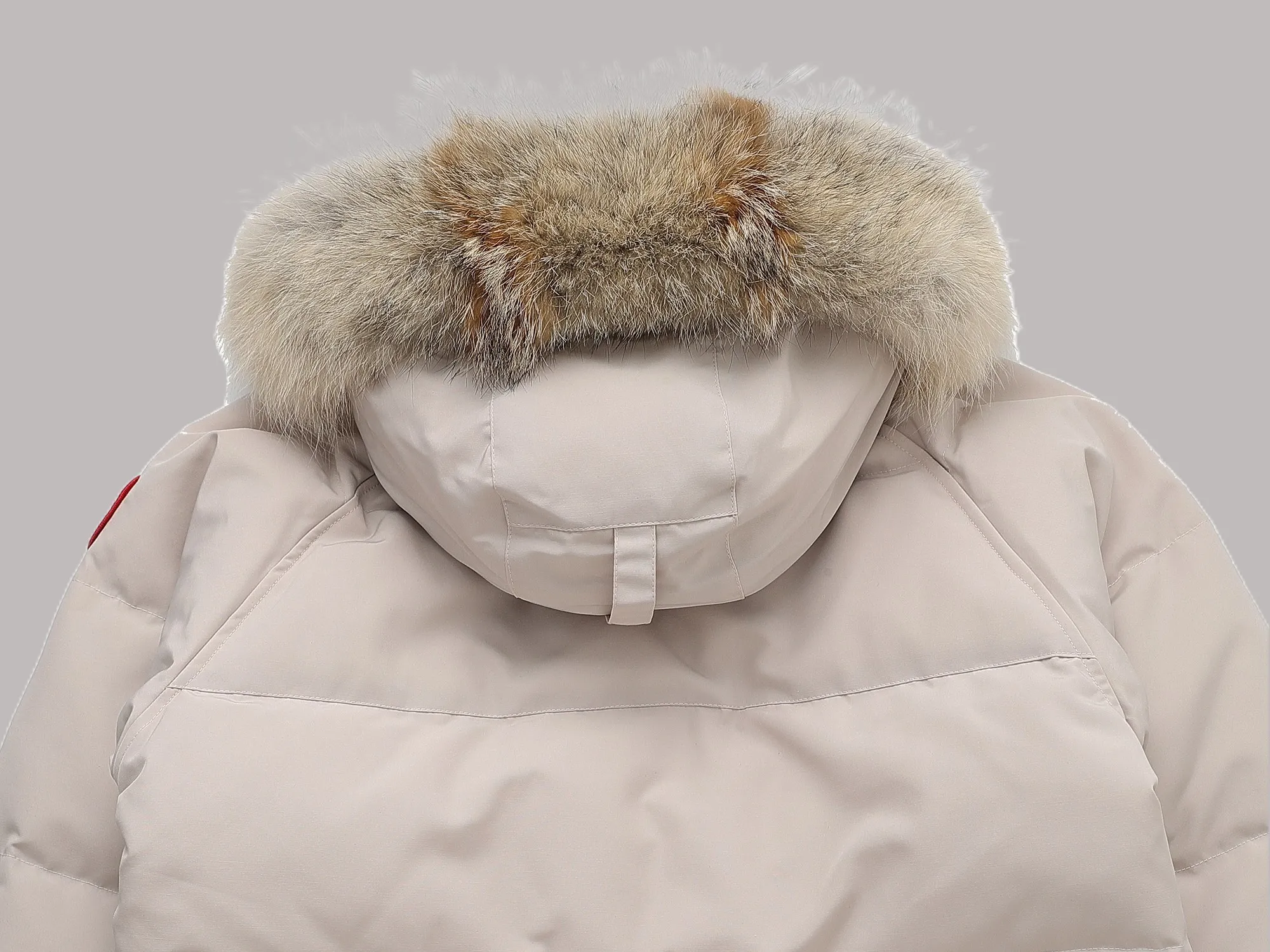 P820 ​​Big Goose emory series Parker Color: black, off-white, Zhangqing, graphite gray Size S-XXL